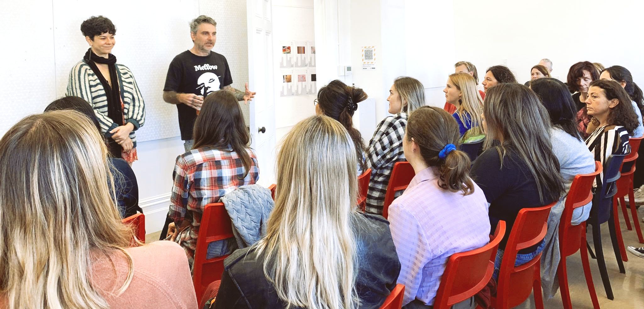 Dina Jezdic with fellow mentor Dominic Hoey addressing Toipoto cohort. Photo: Supplied.