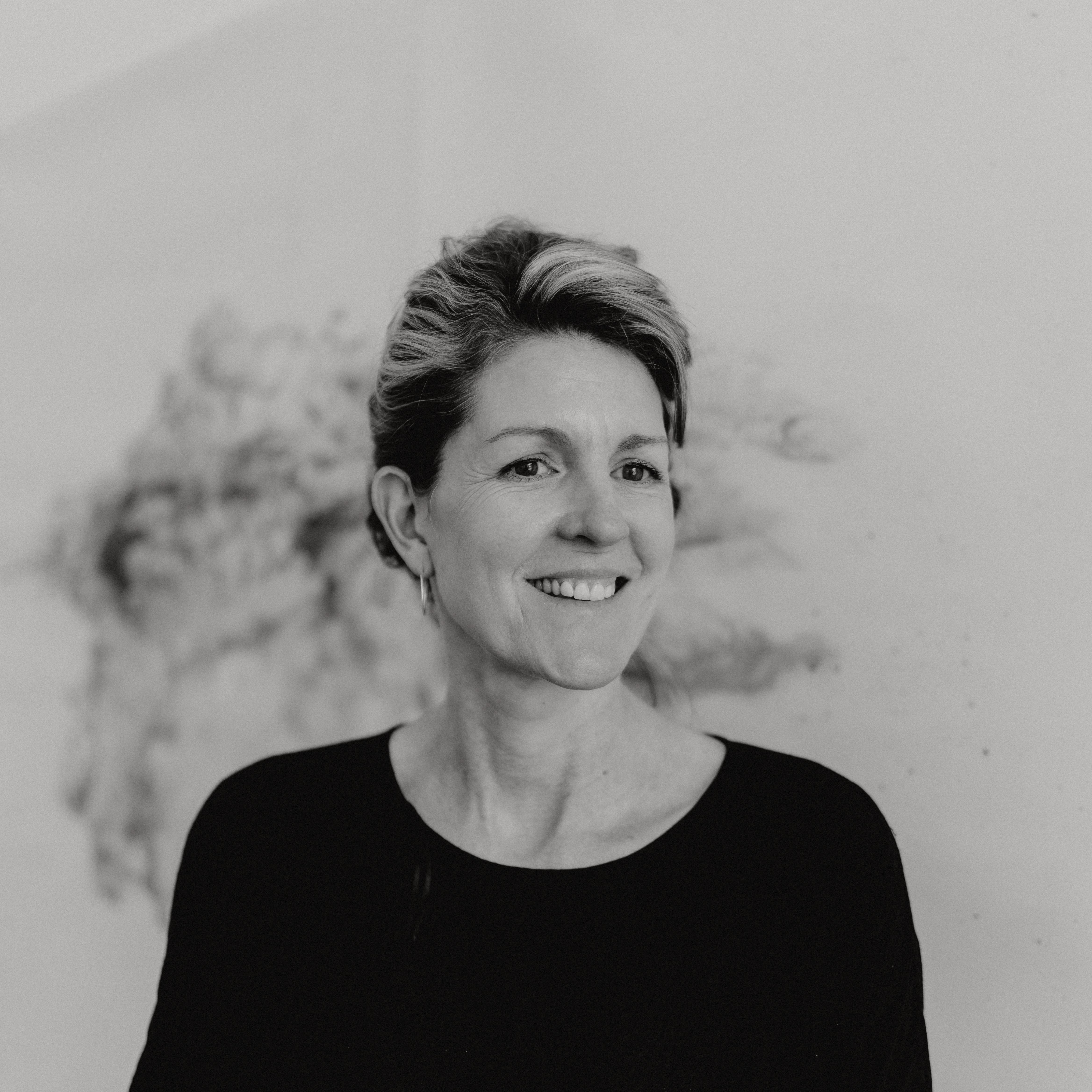 Amy Saunders.jpg