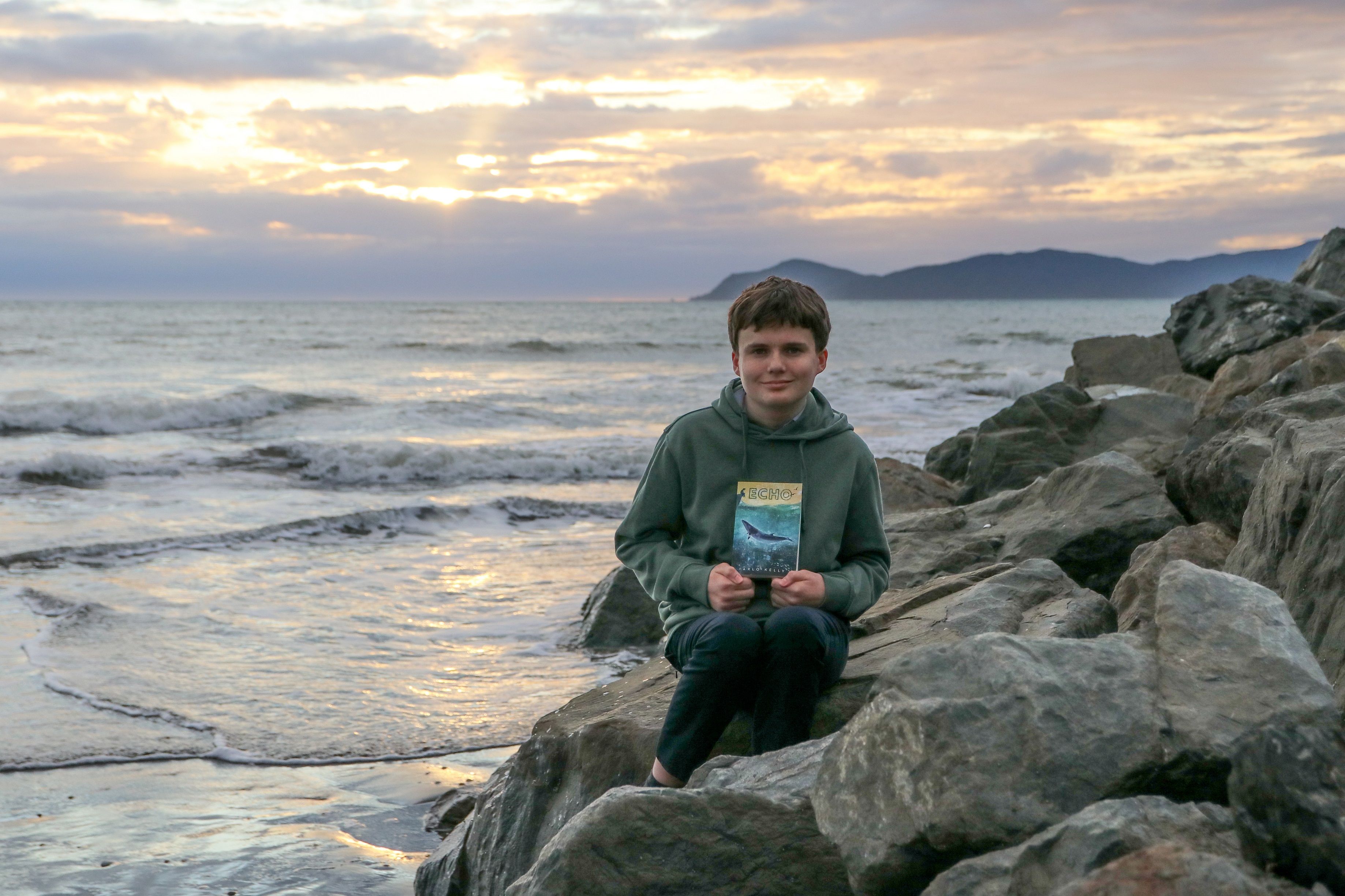 Arlo Kelly with Echo_landscape.jpg